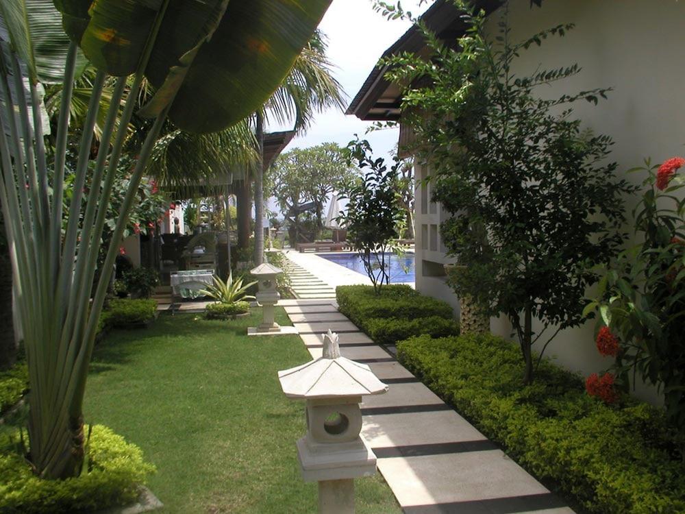 Frangipani Beach Hotel Lovina Exterior foto